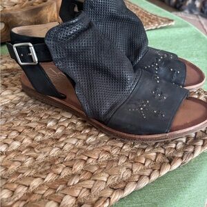 Stylish Black leather  Sandals